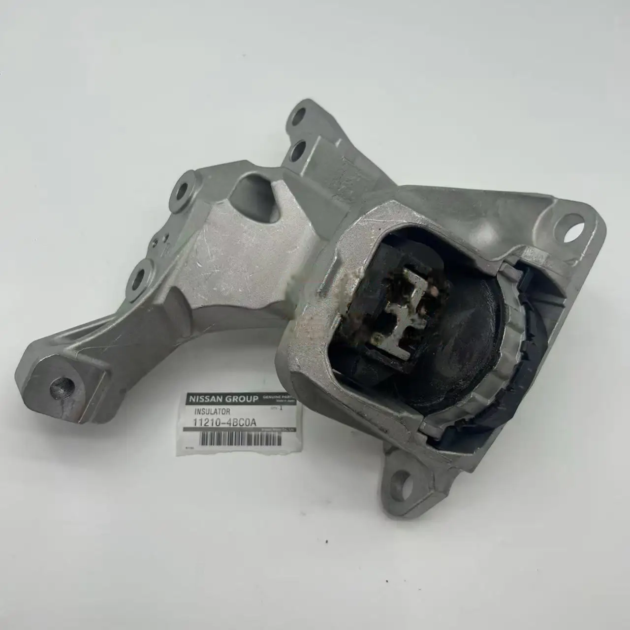 NISSAN ORIGINAL QUALITY 11210-4BC0A ENGINE MOUNTING INSULATOR, RIGHT